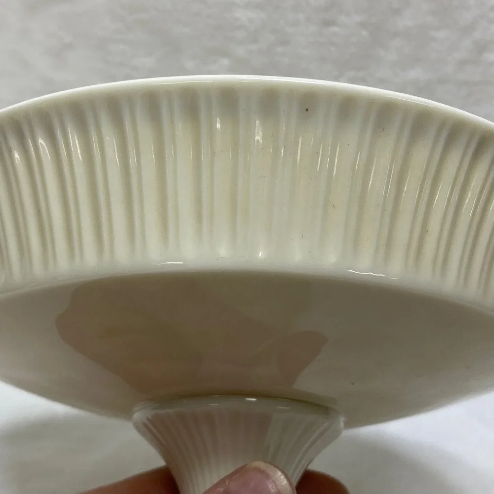 Lenox Ivory Groove Pedestal Compote Dish 24K Gold Rim‎ Candy Nut Bowl
